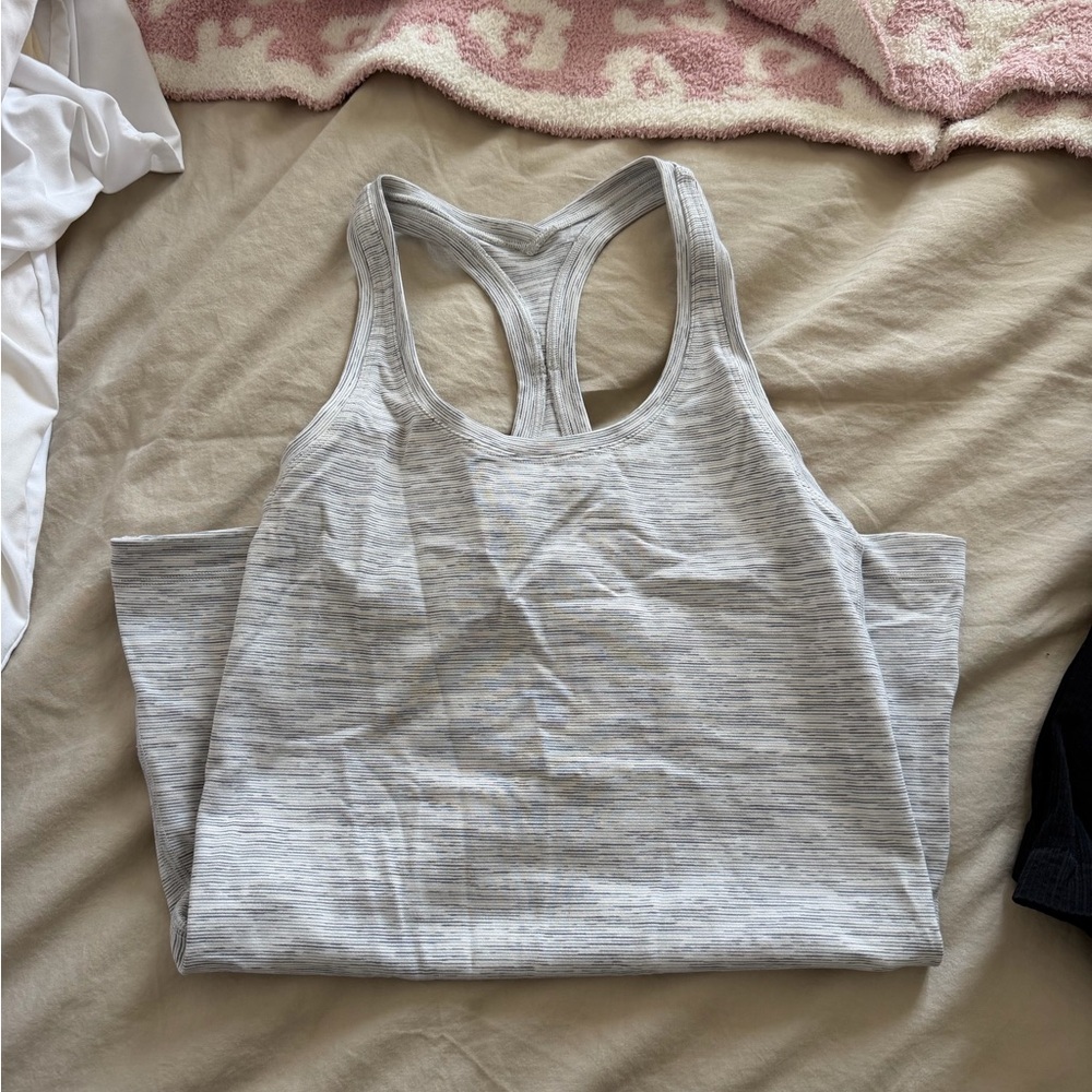 Lululemon Nulu tank (full length)